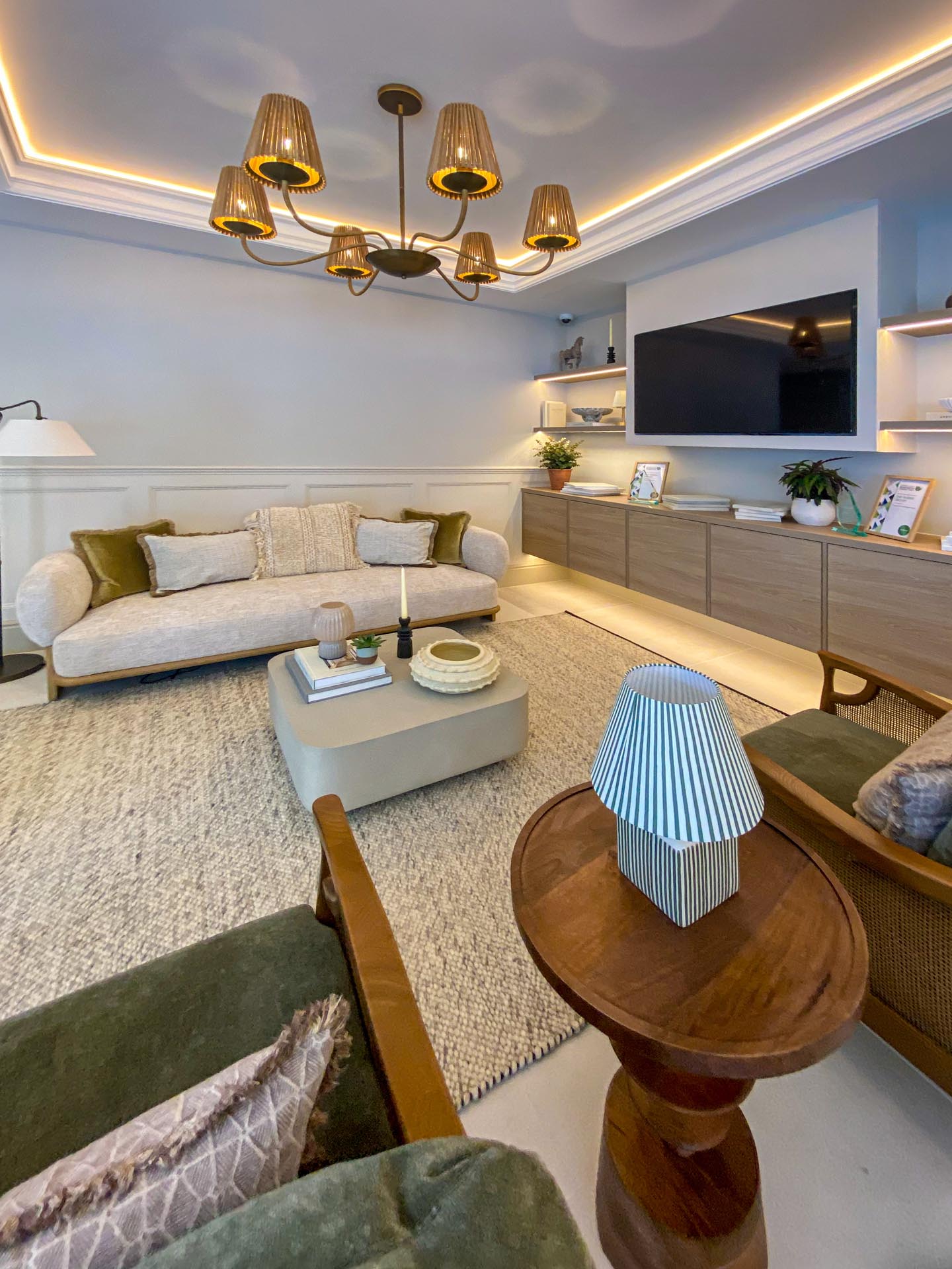 Amber Living Showroom Epsom Surrey Amber Group 110510 Amber Living Showroom Epsom Surrey Amber Group